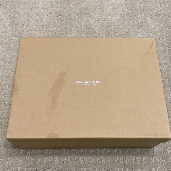 Michael kors collection genuine snake sandal - Picture 2 of 10